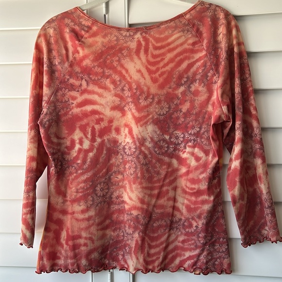 Three-quarter length sleeve blouse with butterfly - Picture 2 of 4